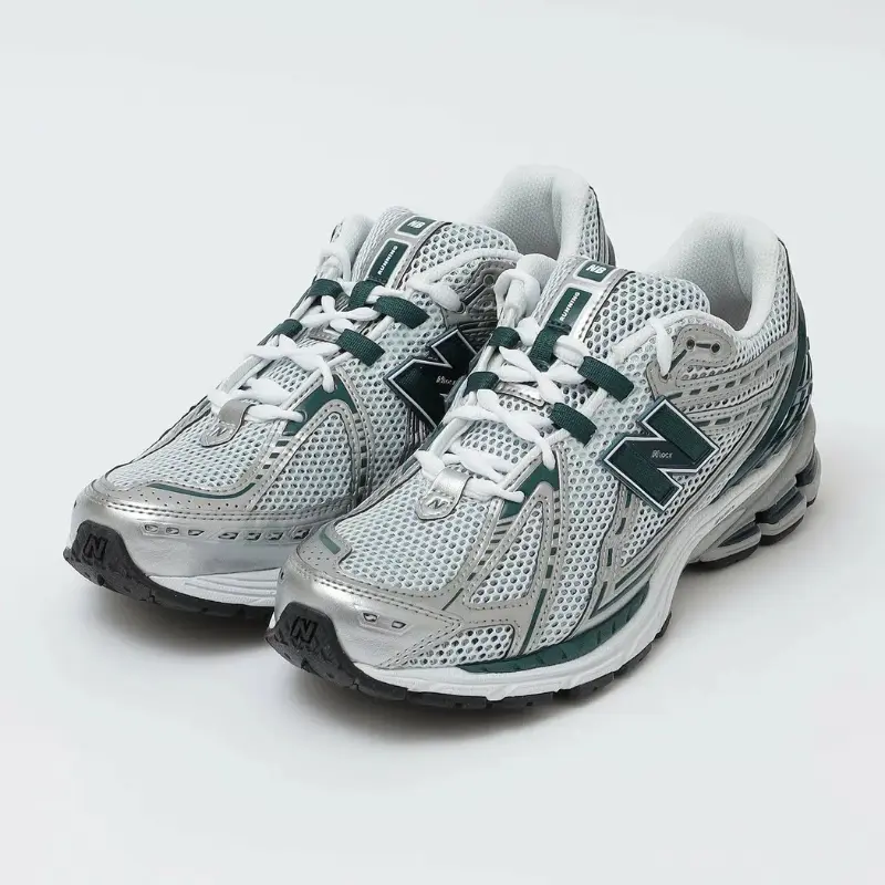 ニューバランス1906